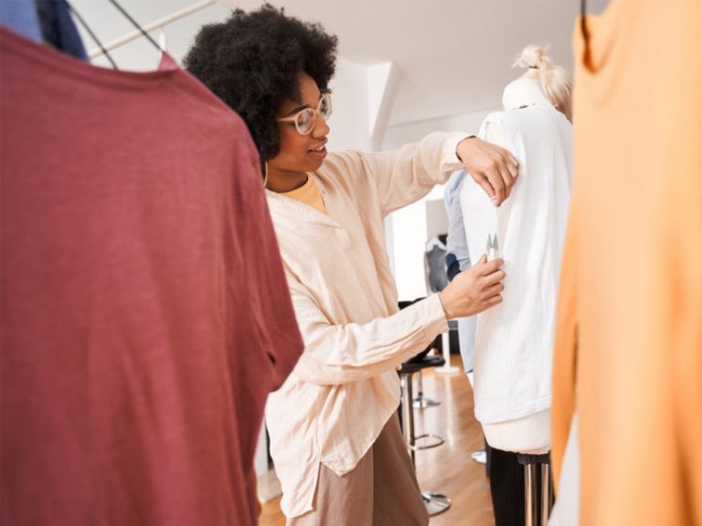 GUR The Sewing Lounge Sewing Machines, Sewing Patterns, Sewing News