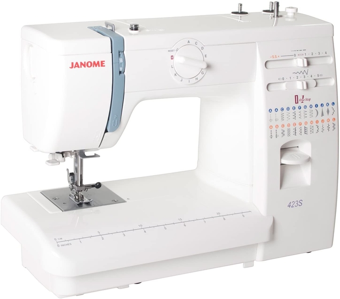 The Janome 423S sewing machine from GUR