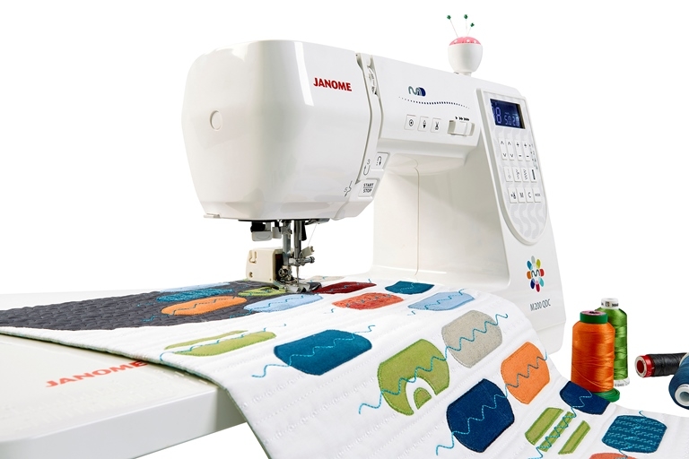 Janome 230DC sewing machine review - Gathered