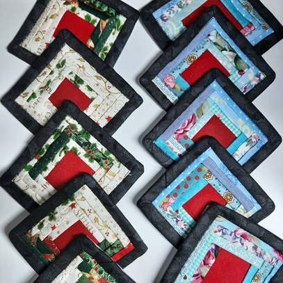 Faux Manx log cabin